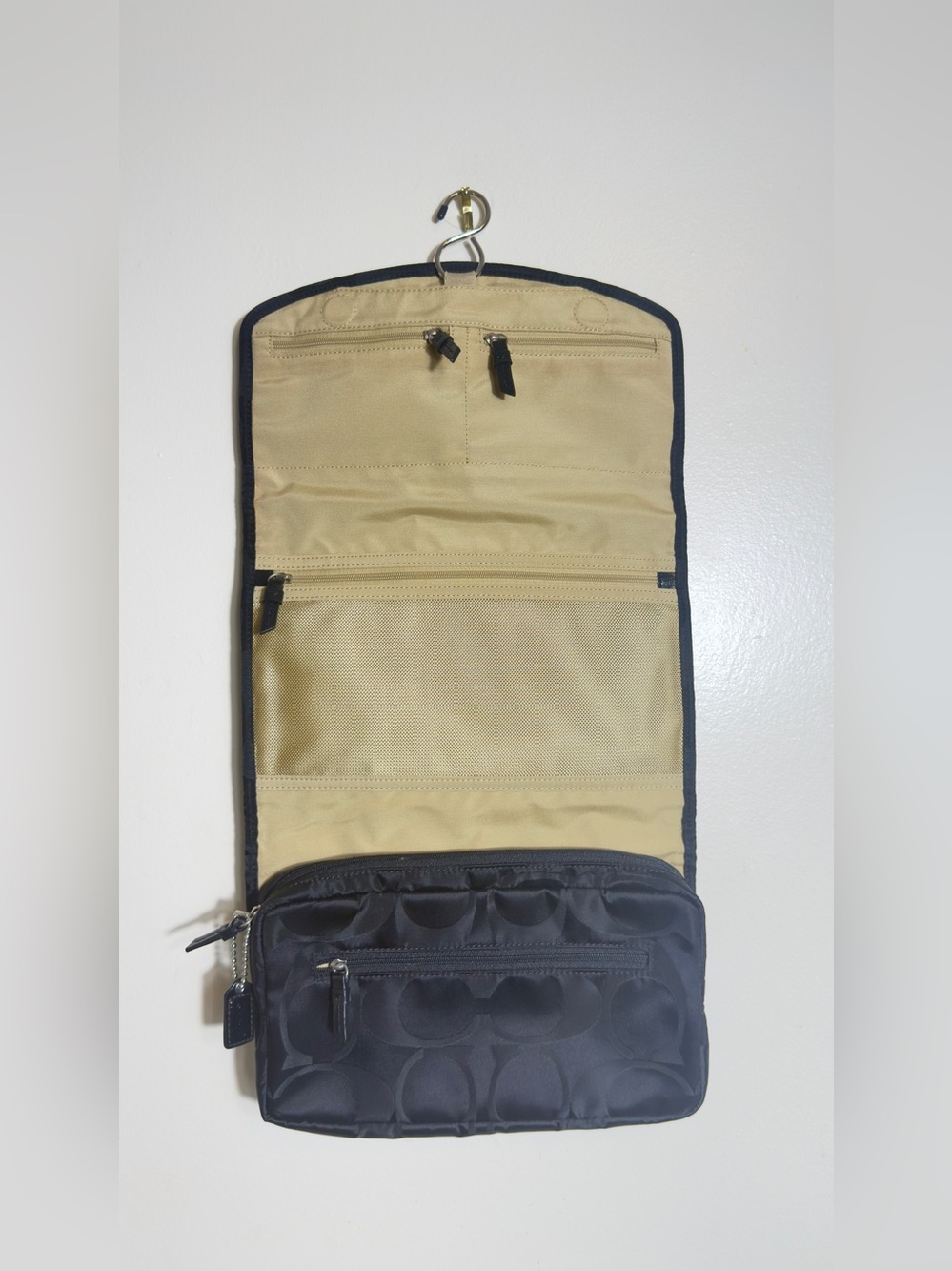 Coach Black Signature Nylon Hanging Travel Organizer Toiletry Cosmetic Bag